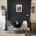40 Carlton Tce F1